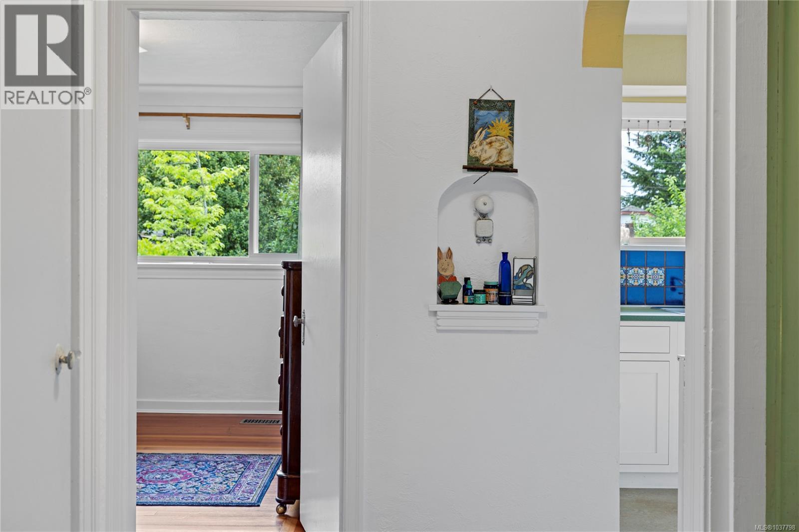 126 Howard Ave, Nanaimo