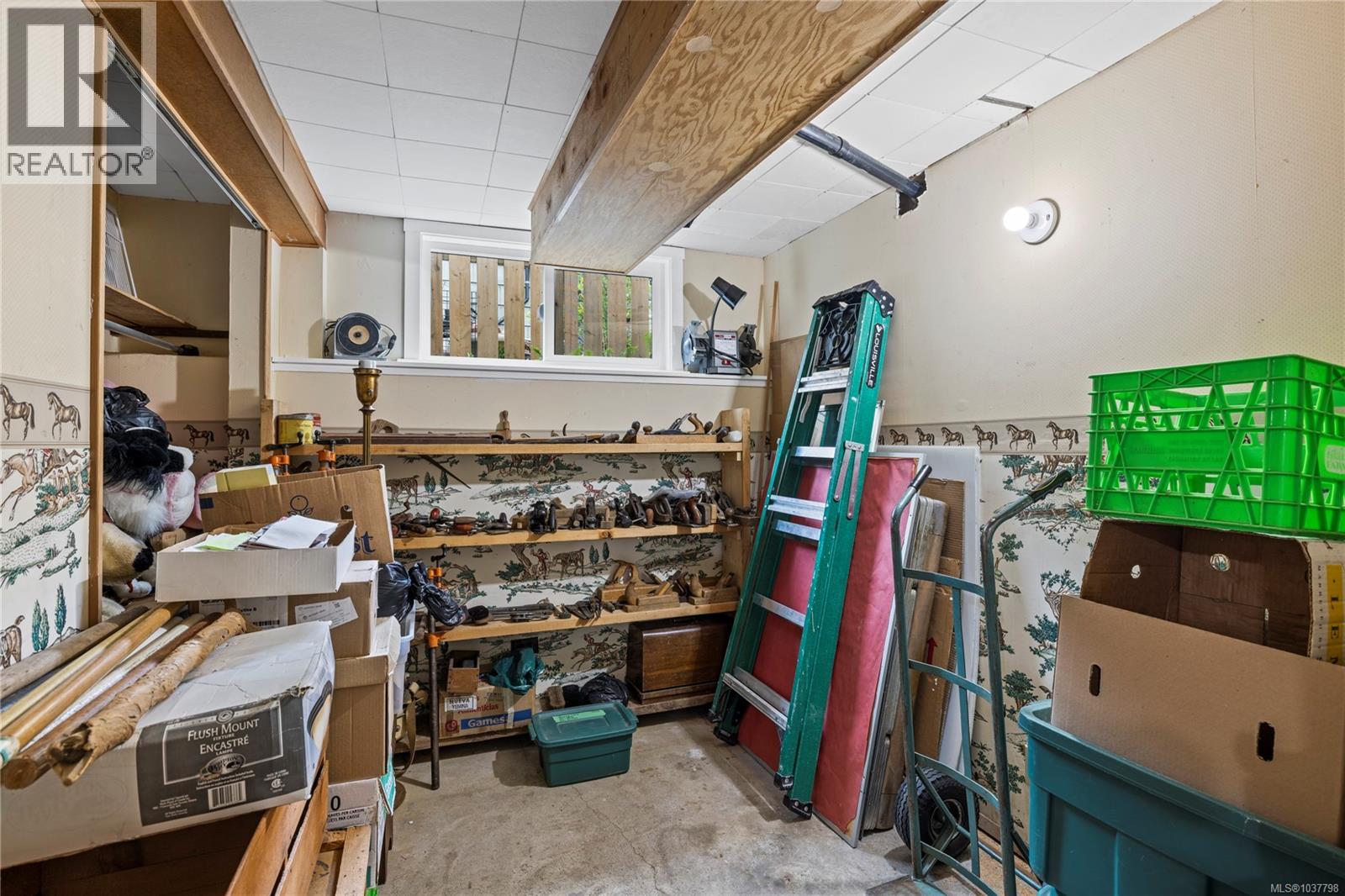 126 Howard Ave, Nanaimo
