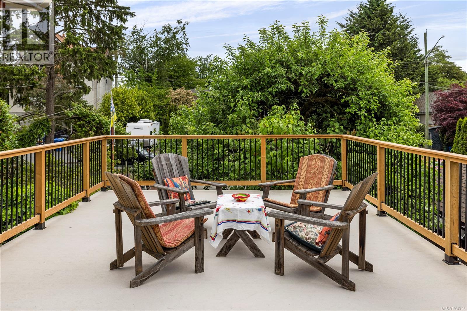 126 Howard Ave, Nanaimo