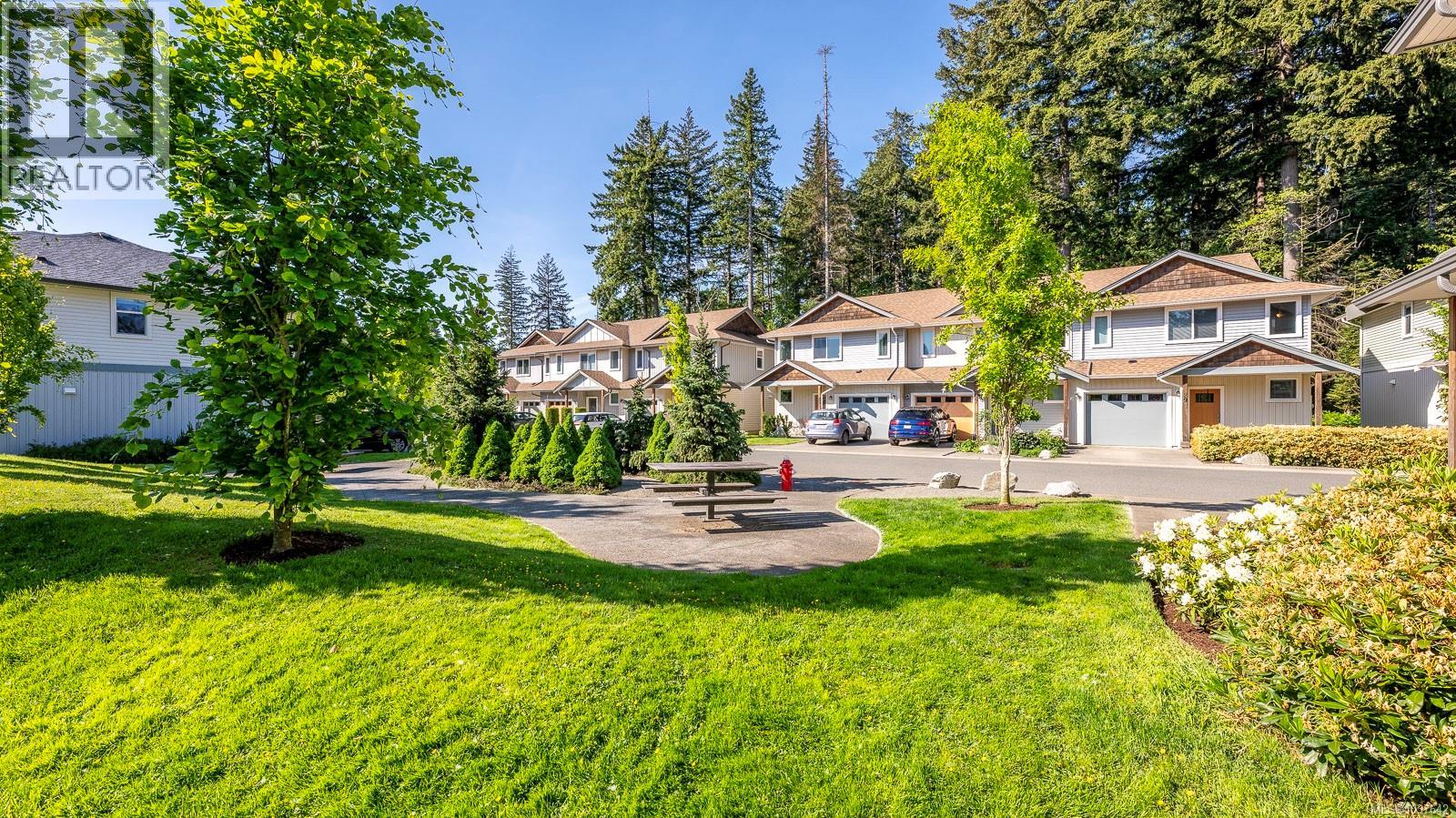29 2109 13th St, Courtenay