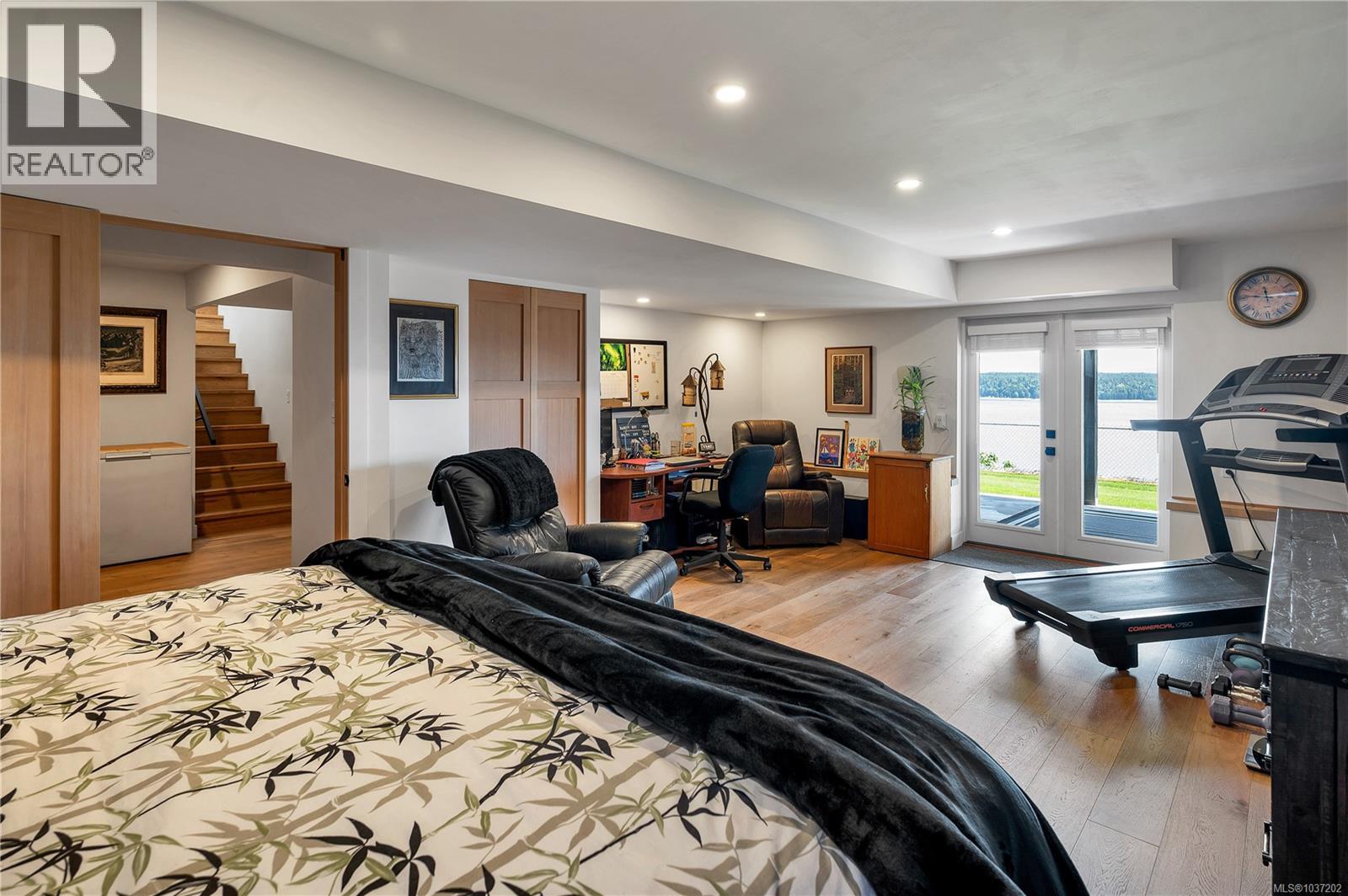 589 Galerno Rd, Campbell River