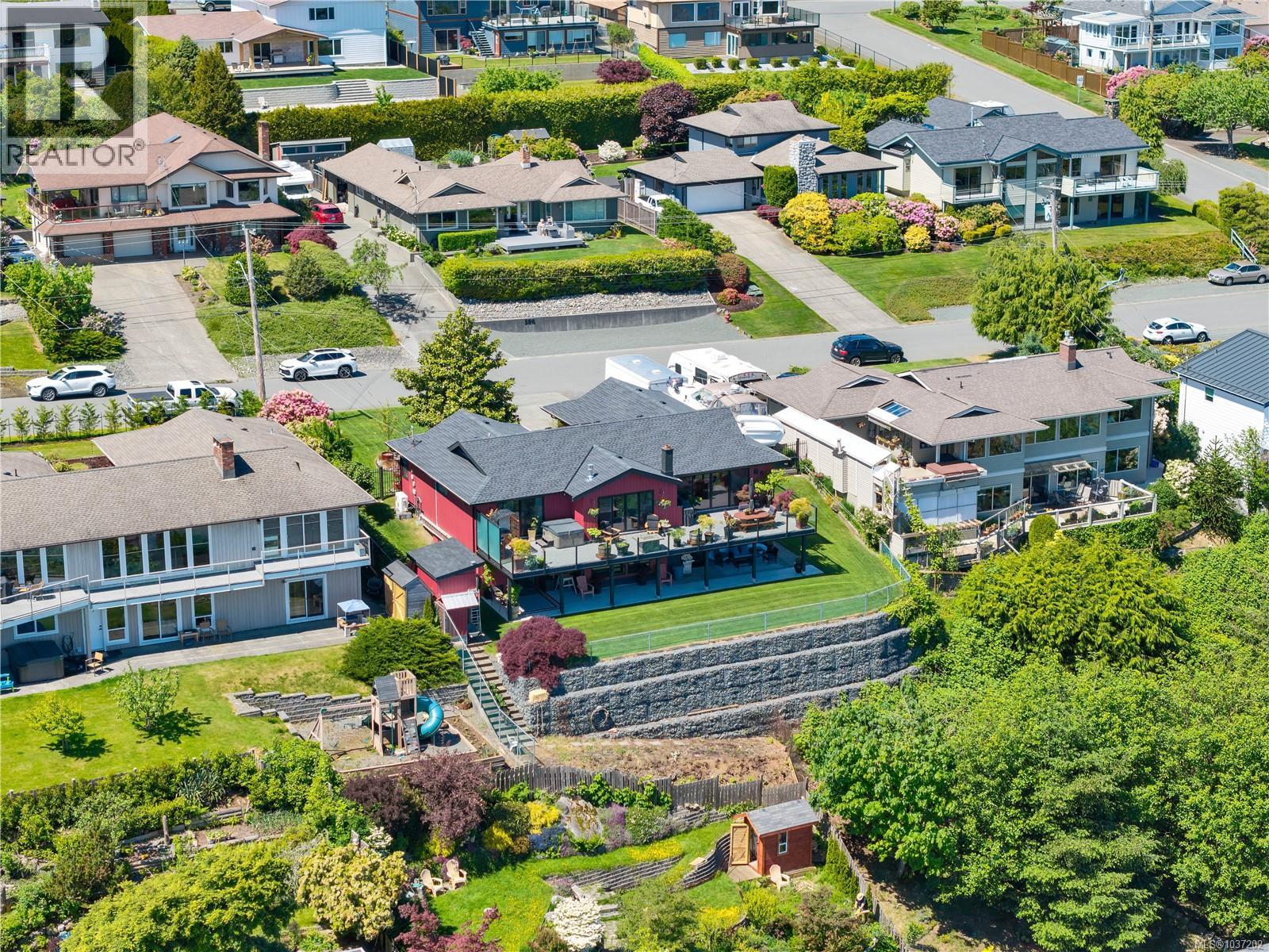 589 Galerno Rd, Campbell River