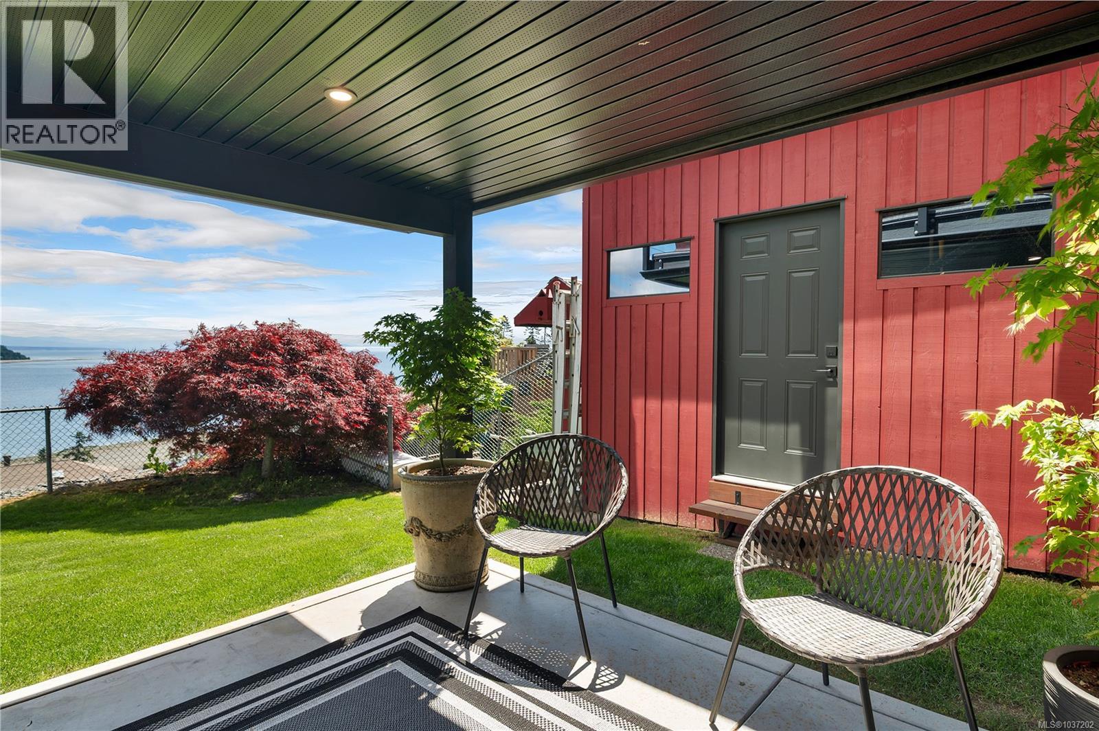 589 Galerno Rd, Campbell River