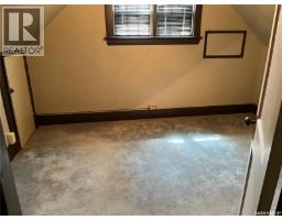 209 2nd Avenue W, Gravelbourg, SK S0H1X0 Photo 12