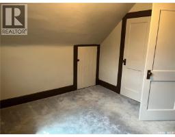 209 2nd Avenue W, Gravelbourg, SK S0H1X0 Photo 13