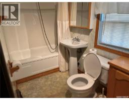 209 2nd Avenue W, Gravelbourg, SK S0H1X0 Photo 16