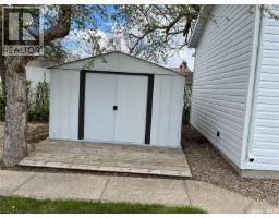 209 2nd Avenue W, Gravelbourg, SK S0H1X0 Photo 31