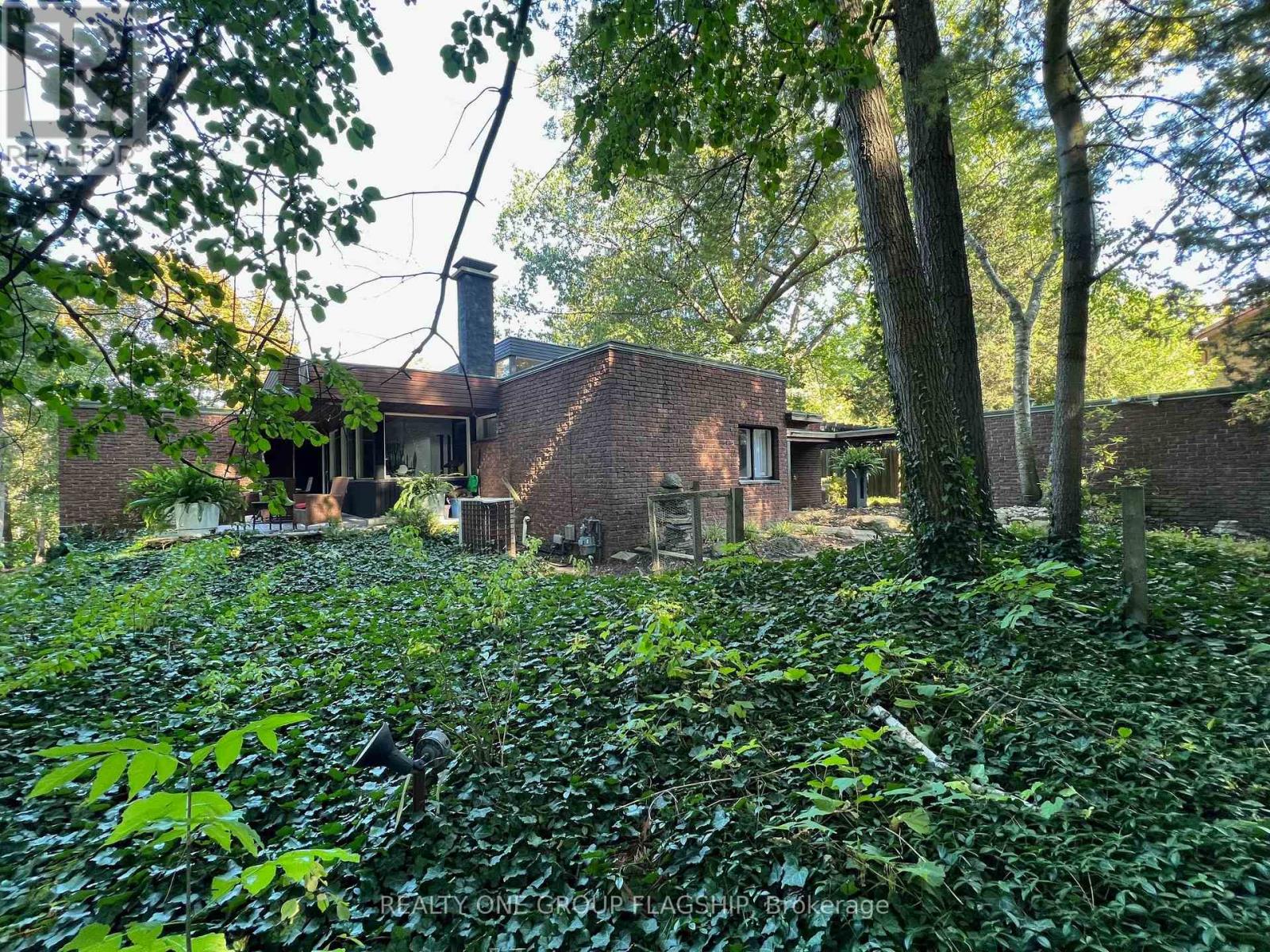1379 CLARKSON ROAD N - 1