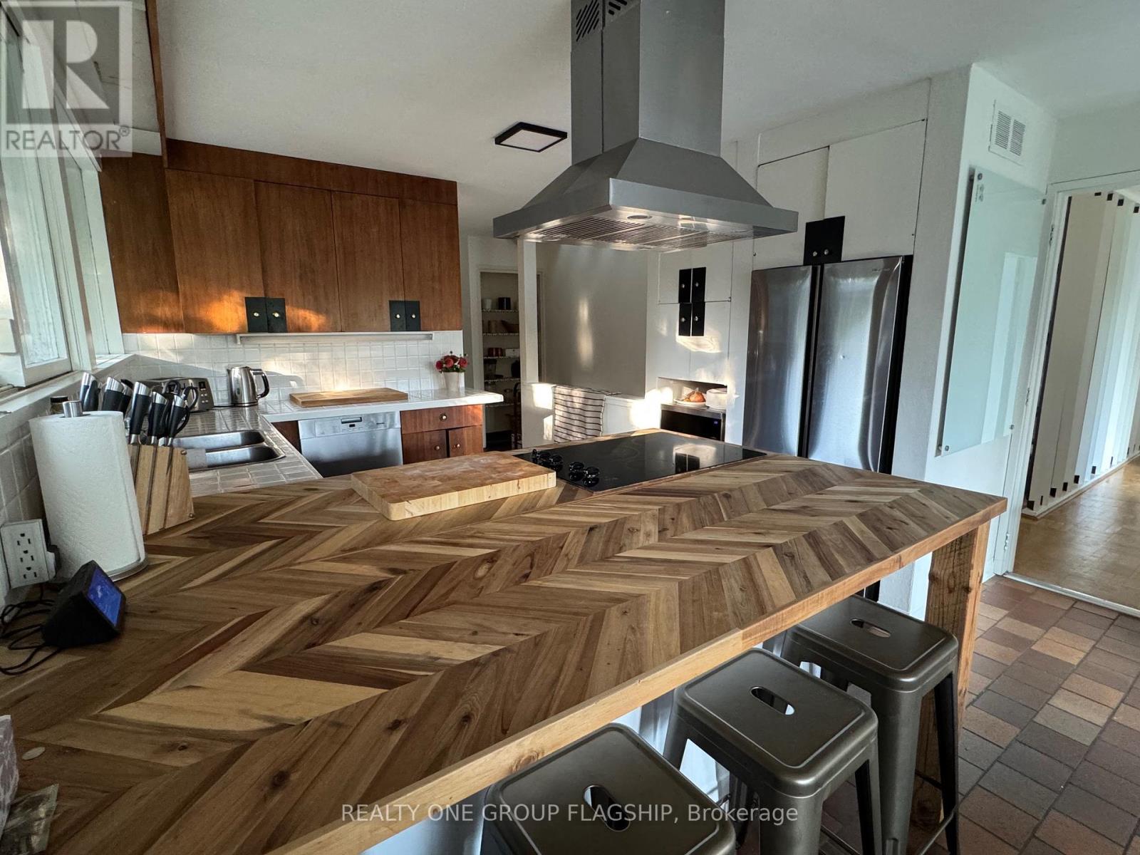 1379 CLARKSON ROAD N - 8