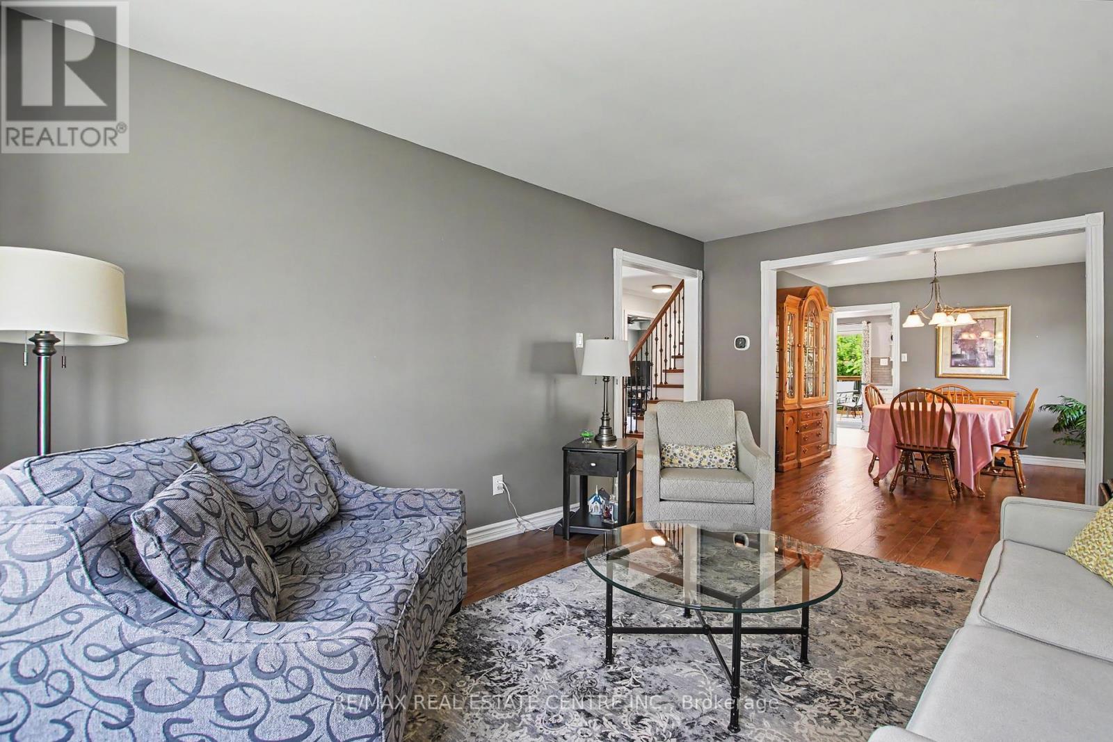 260 COXE BOULEVARD - 7