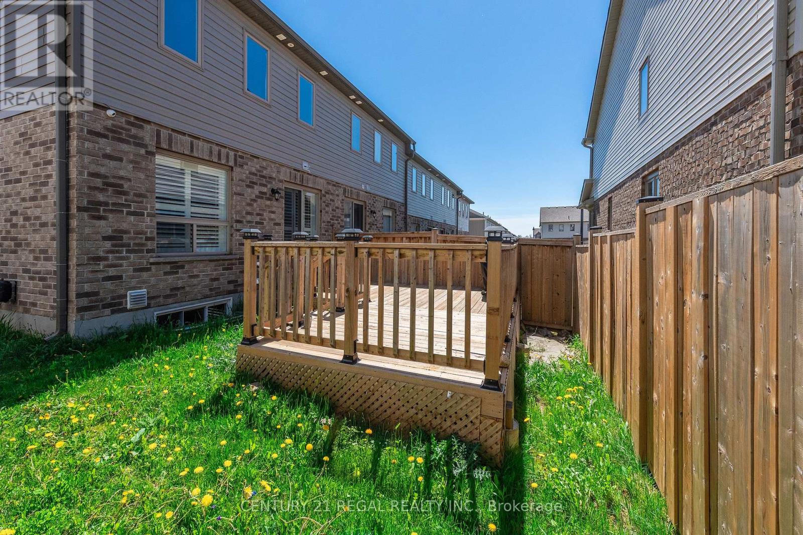 158 PARKINSON CRESCENT - 21