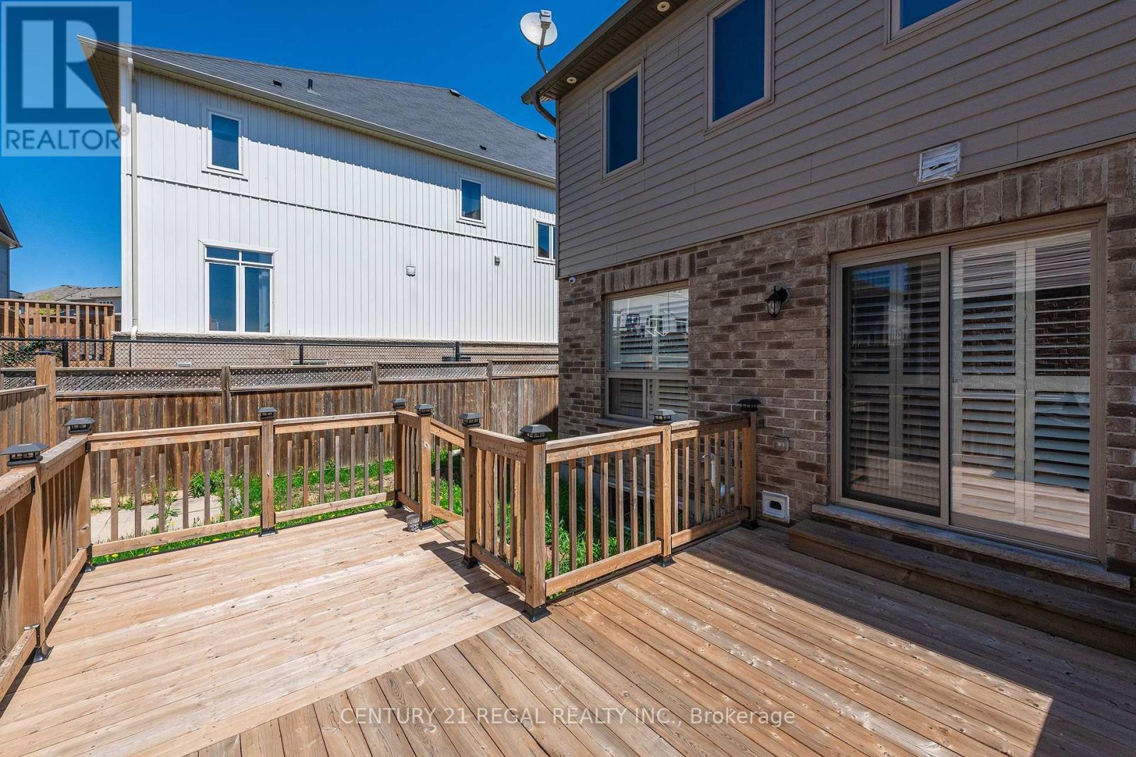 158 PARKINSON CRESCENT - 23