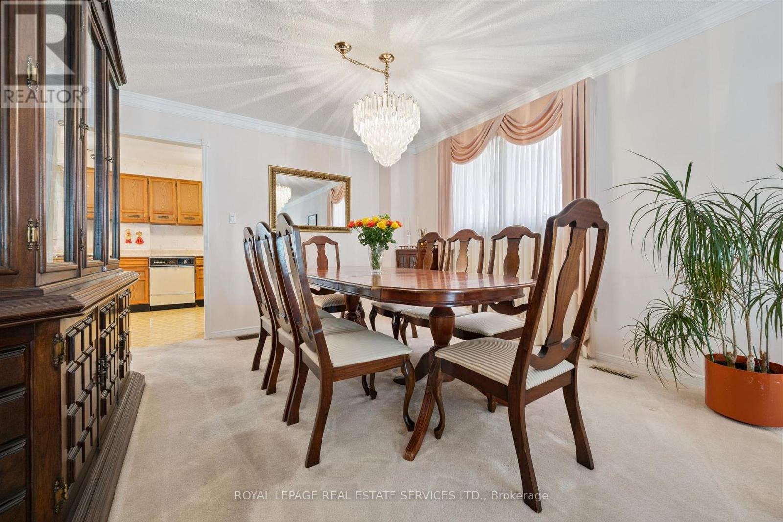 2067 PEN STREET - 11