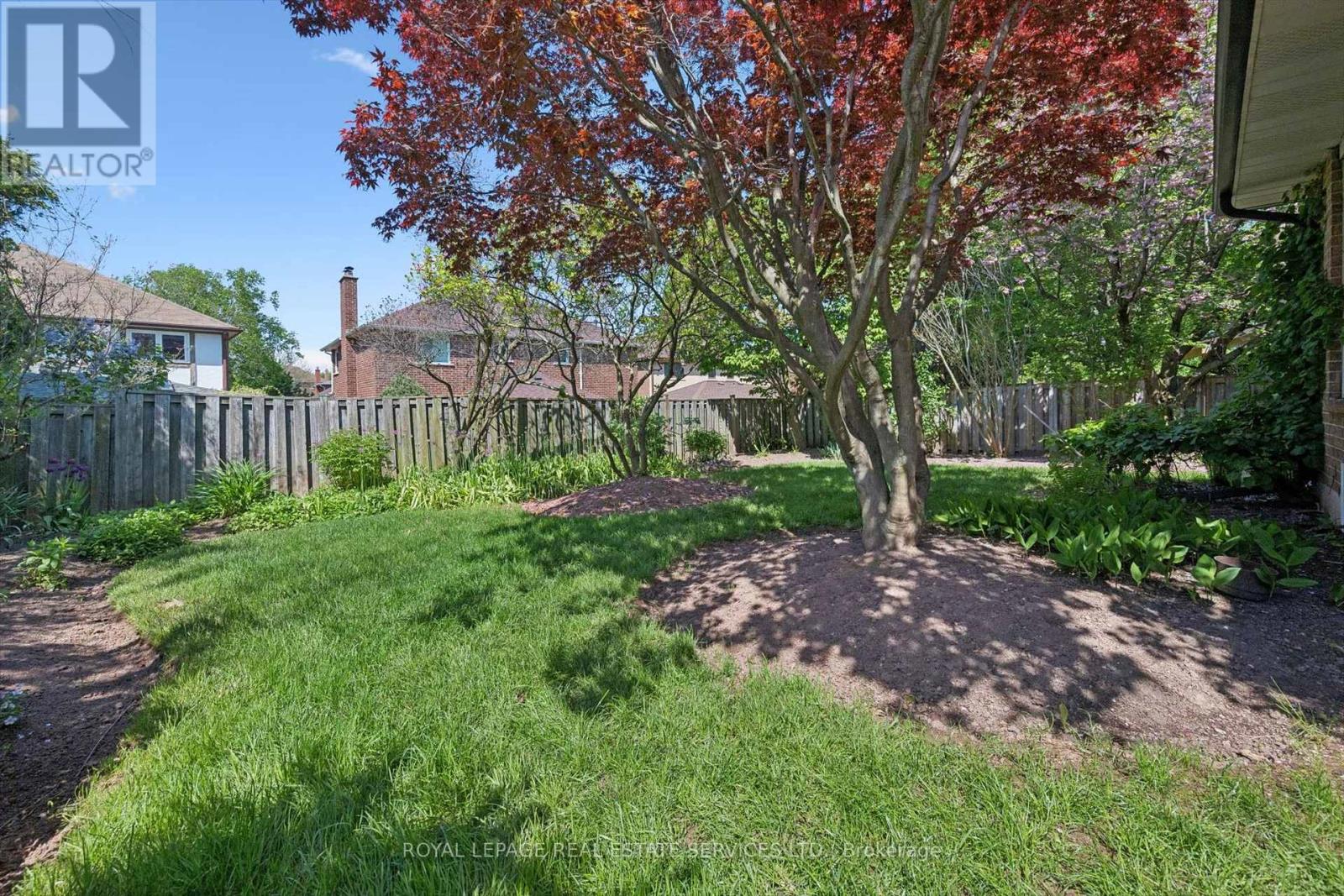 2067 PEN STREET - 40