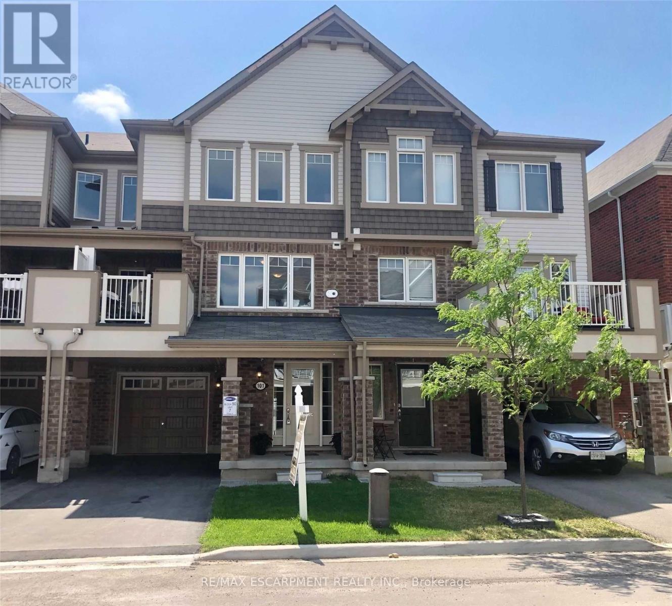101 LEMIEUX COURT - 1