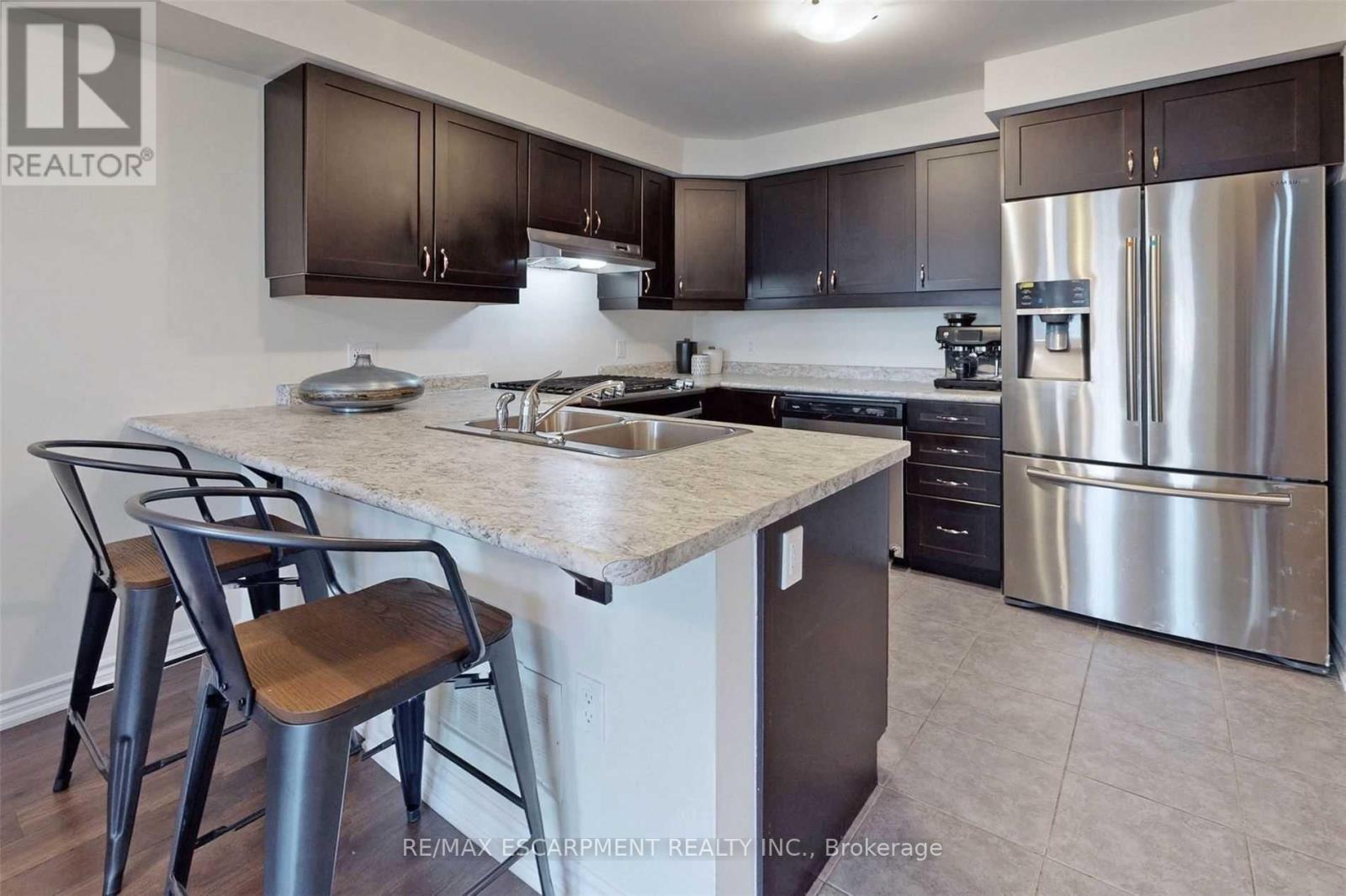 101 LEMIEUX COURT - 14