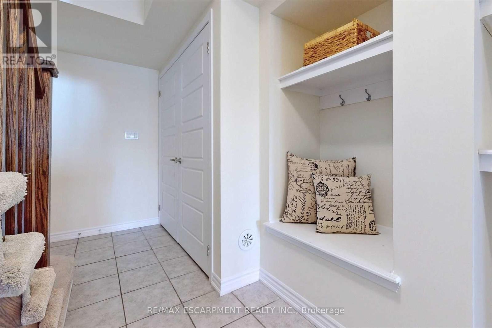 101 LEMIEUX COURT - 8