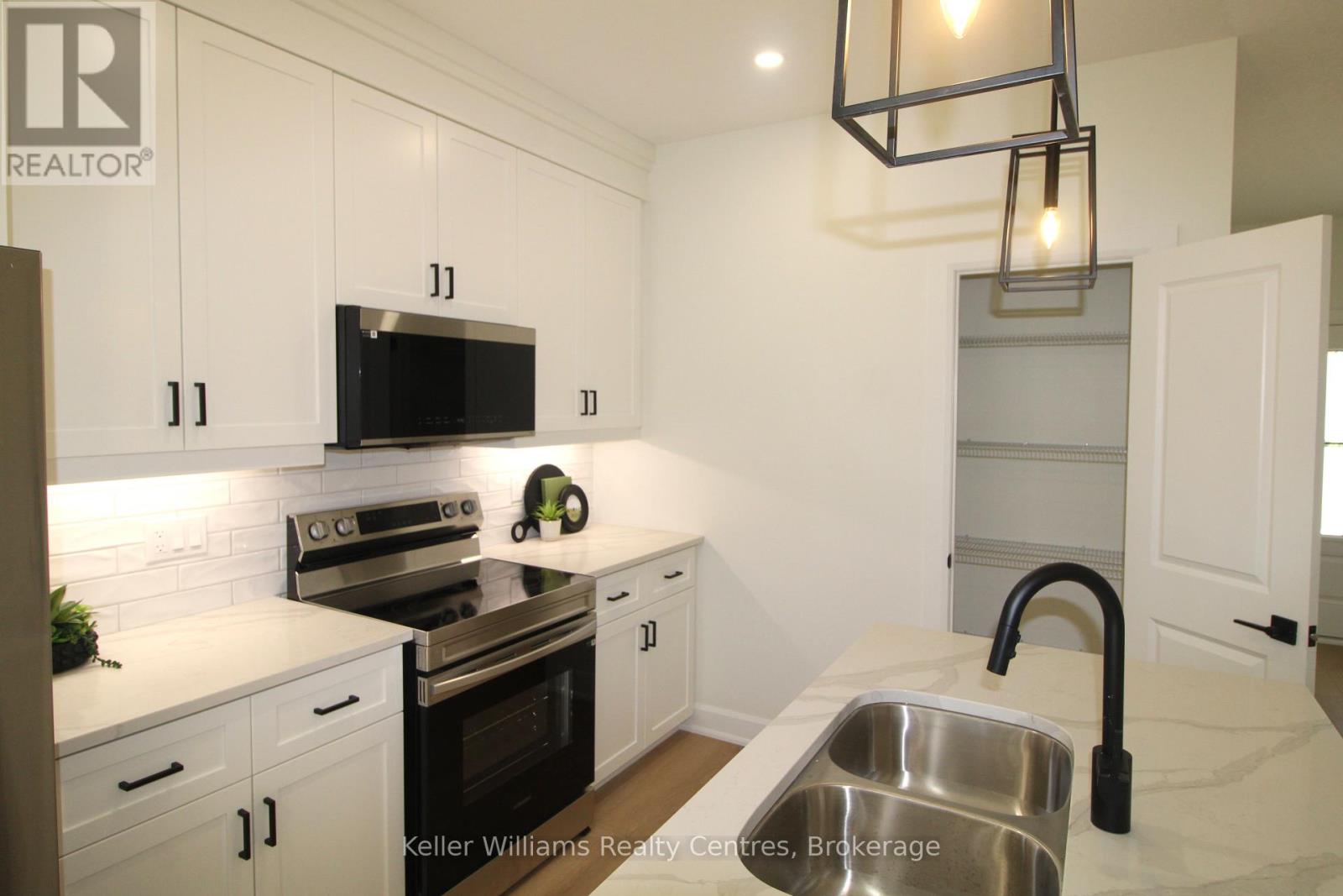 126 TREMBLE DRIVE - 5