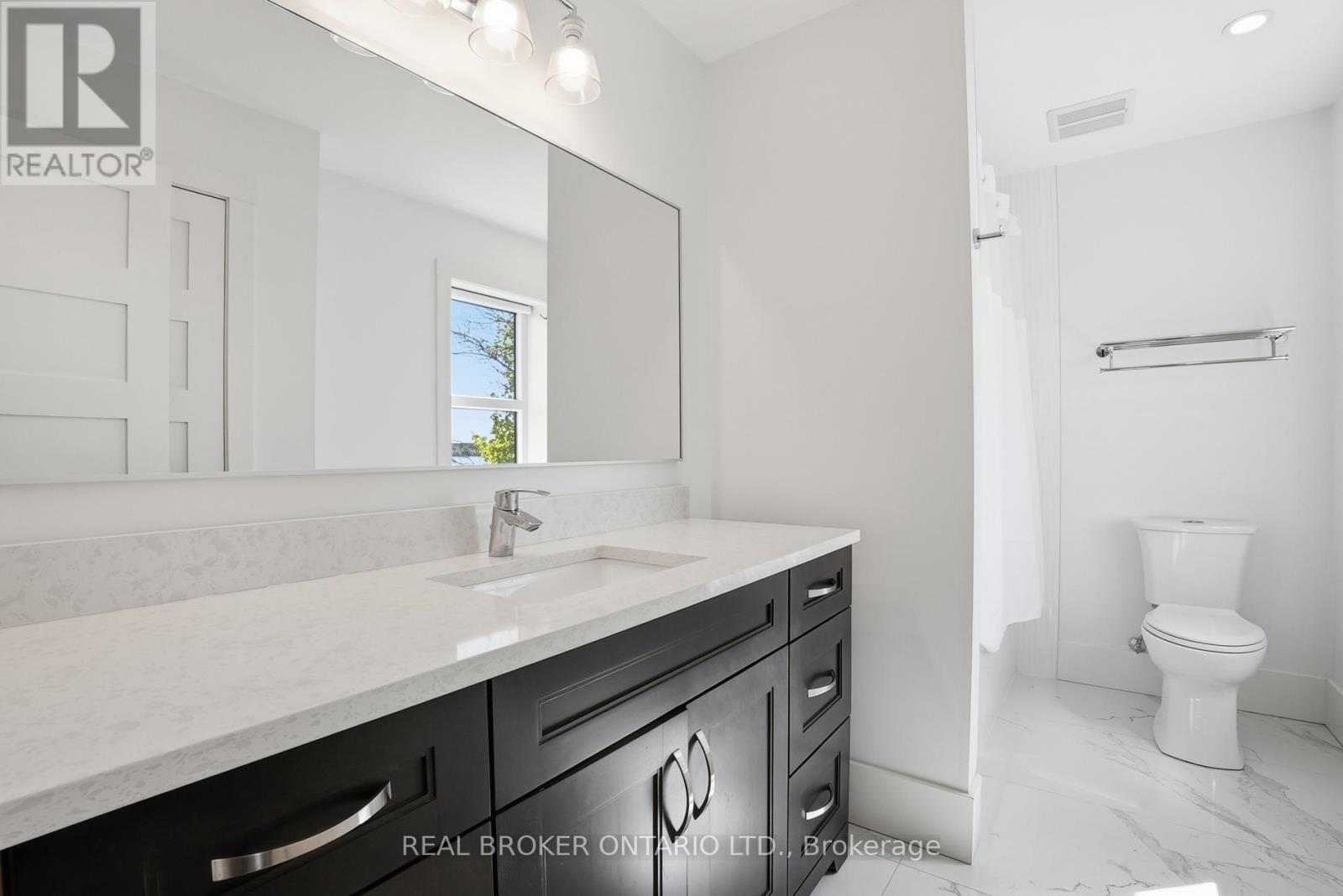 17 MAPLE TRAIL - 35