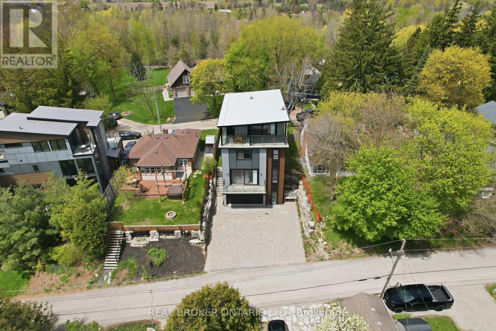 17 MAPLE TRAIL - 49
