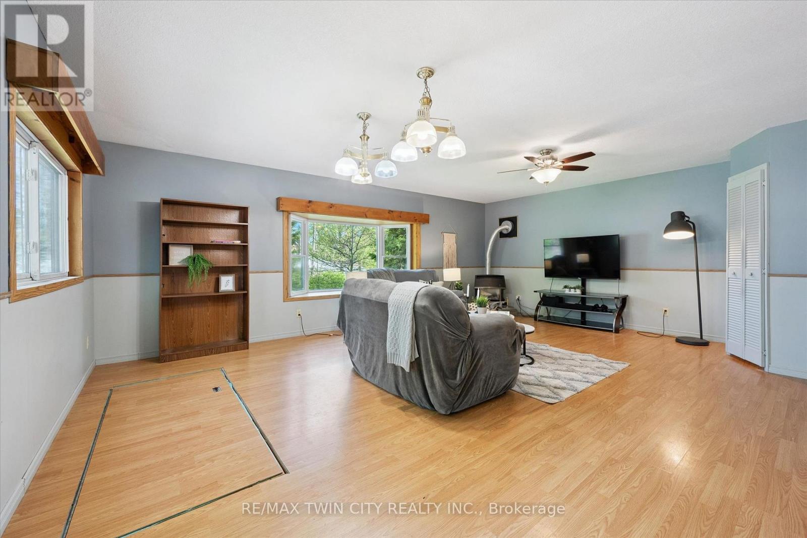 204 JOSEPH STREET - 10