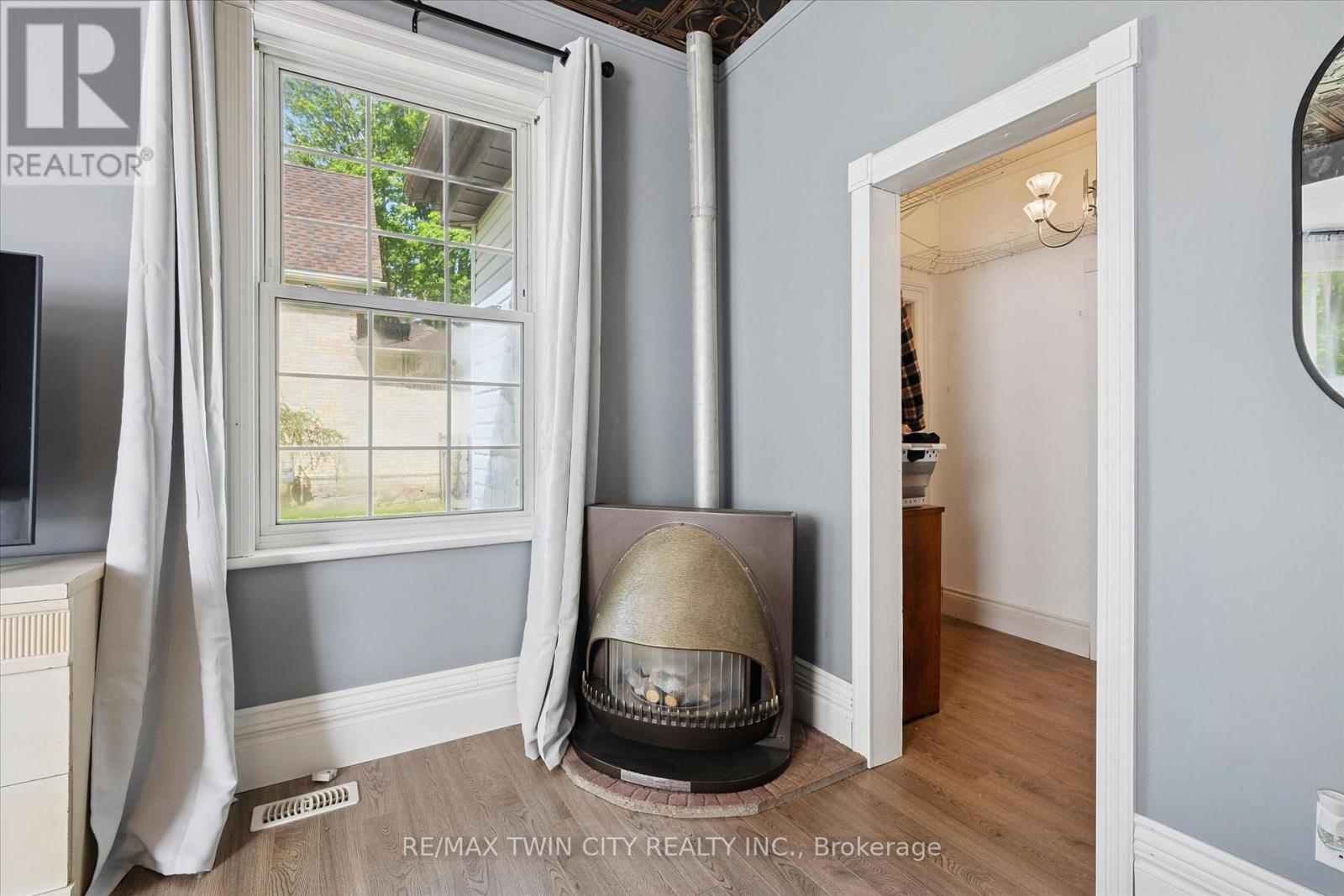 204 JOSEPH STREET - 23