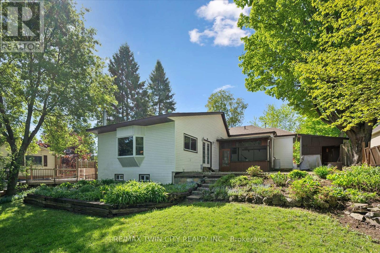 204 JOSEPH STREET - 31