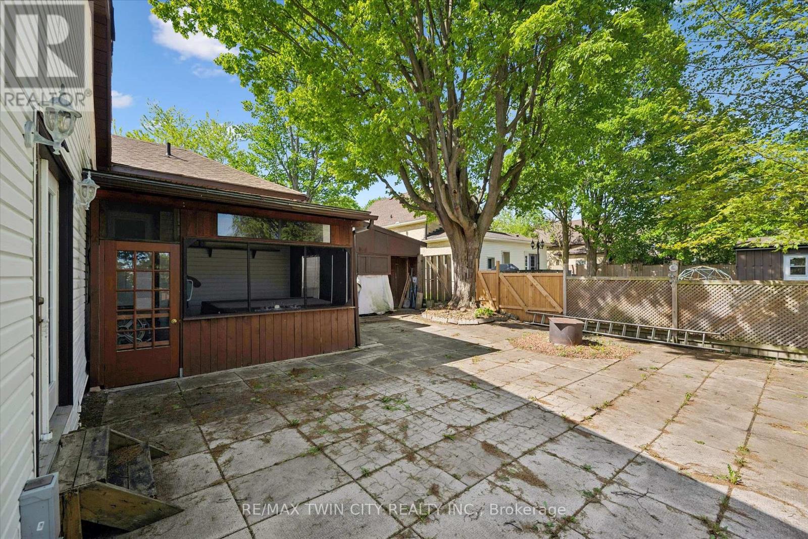 204 JOSEPH STREET - 33