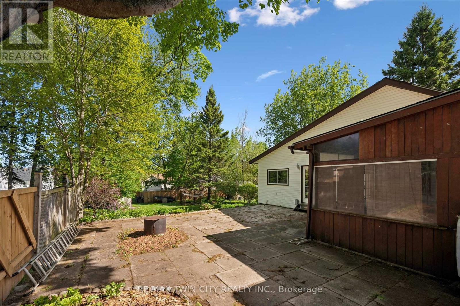 204 JOSEPH STREET - 35