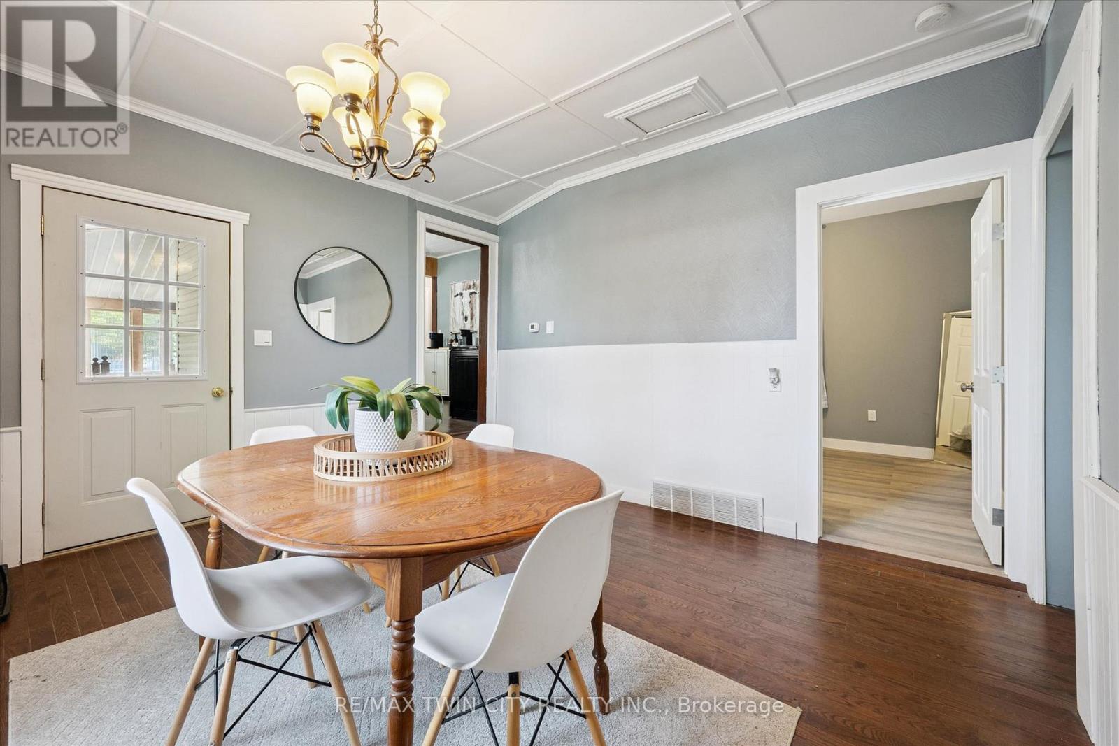 204 JOSEPH STREET - 7