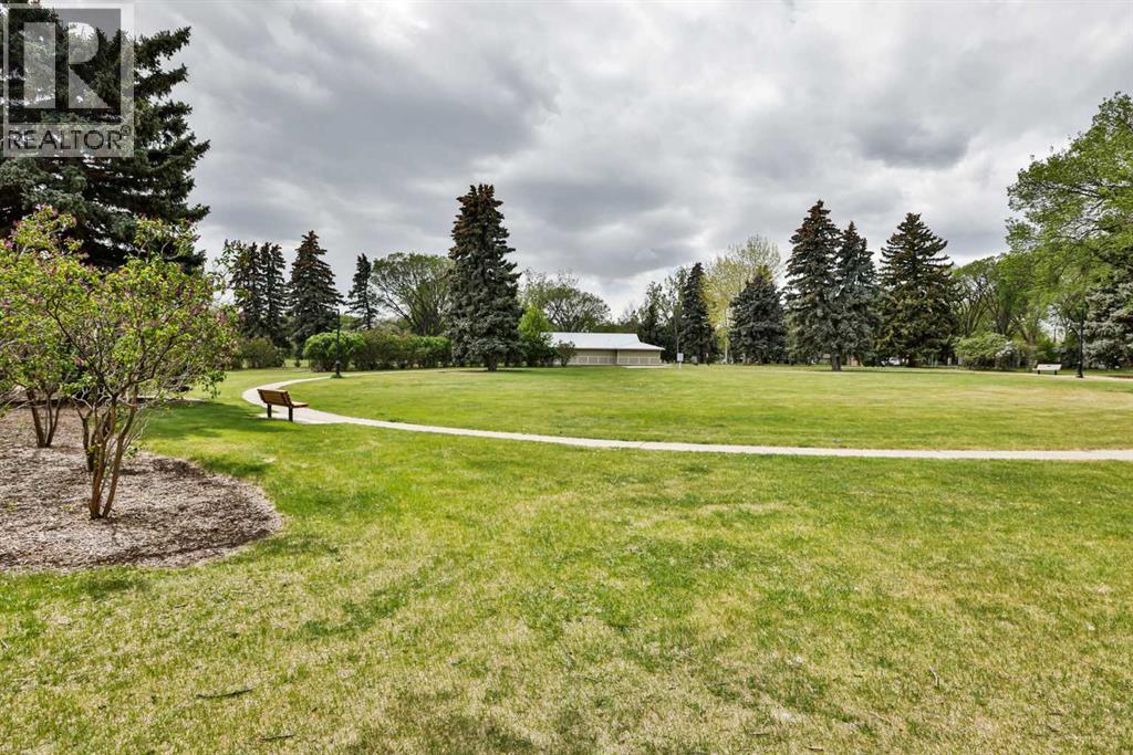 1047 16 Street S - photo 5