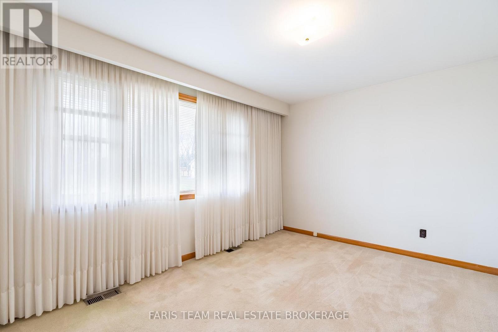 107 SCANLON AVENUE - 19
