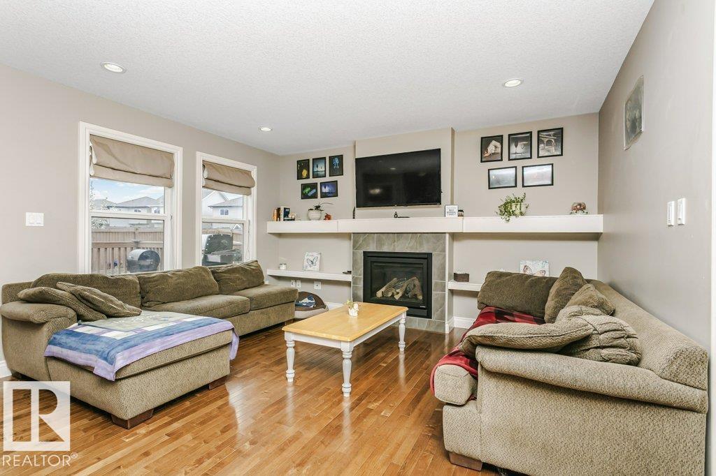 3339 21 AV NW - 15