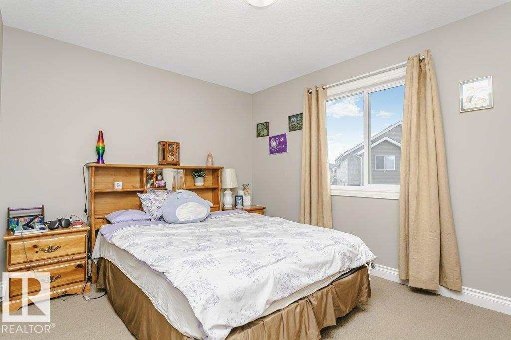 3339 21 AV NW - 47