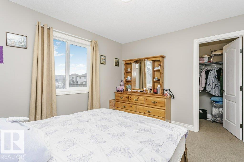 3339 21 AV NW - 48