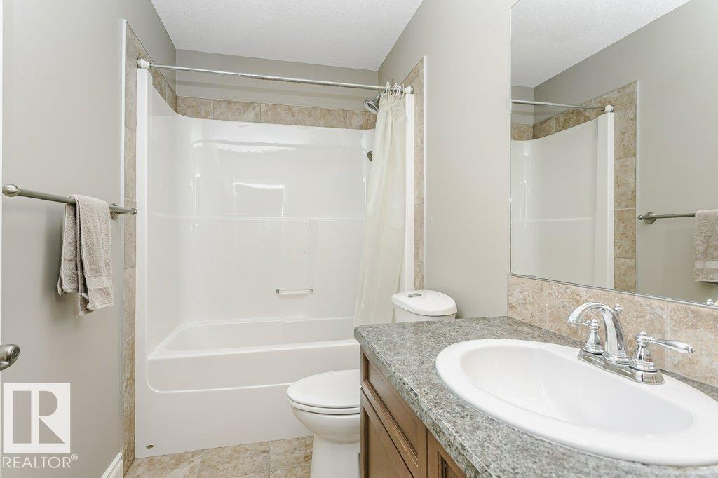 3339 21 AV NW - 49
