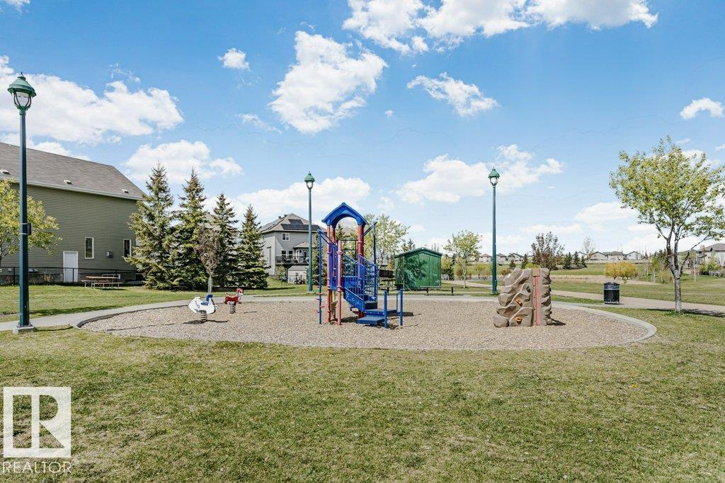 3339 21 AV NW - 69
