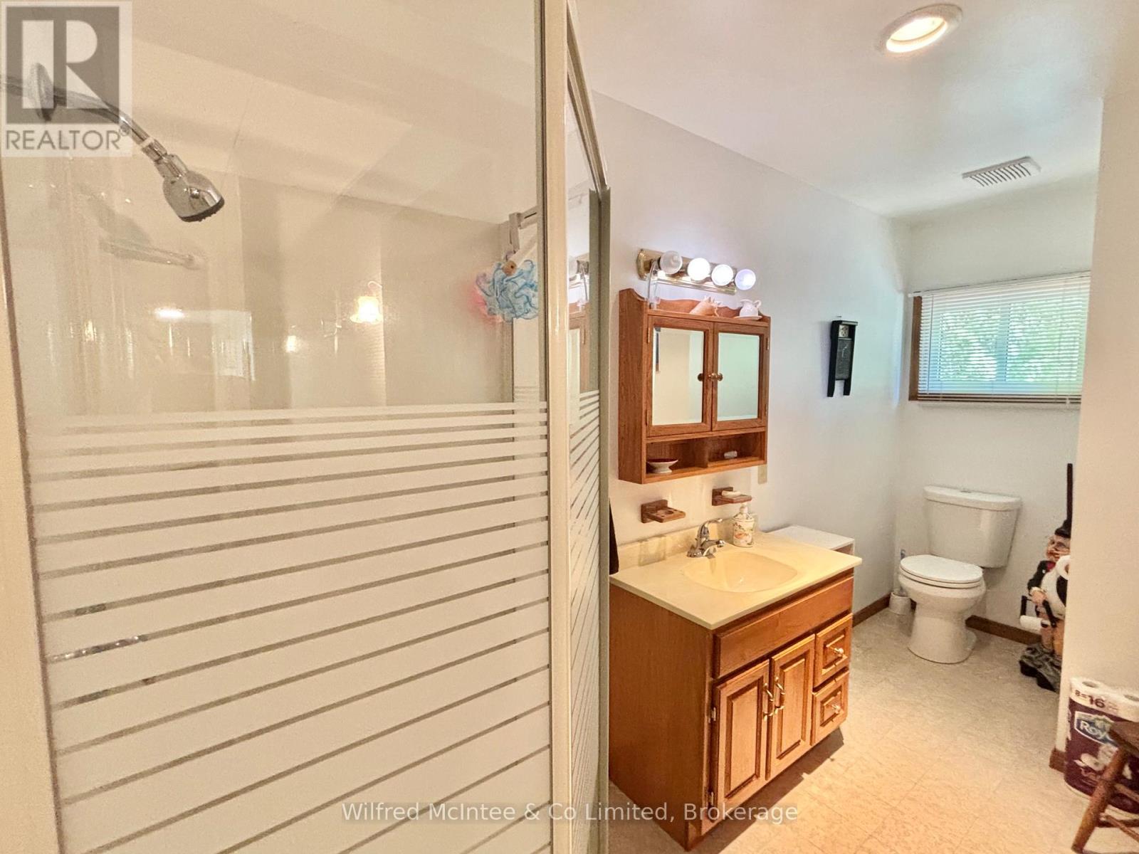 917 BRUCE ROAD 13 ROAD - 32