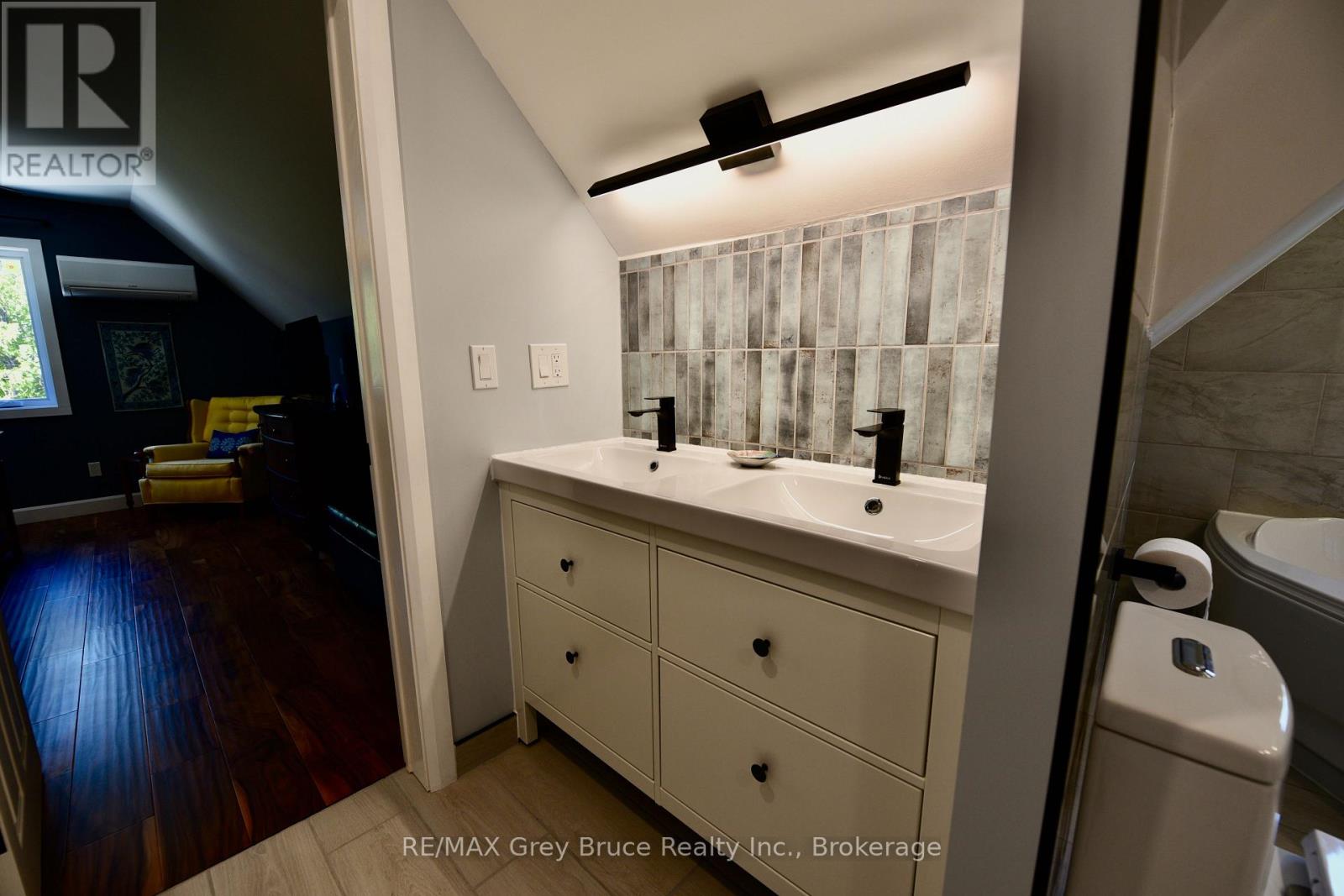 751 PIKE BAY ROAD - 33