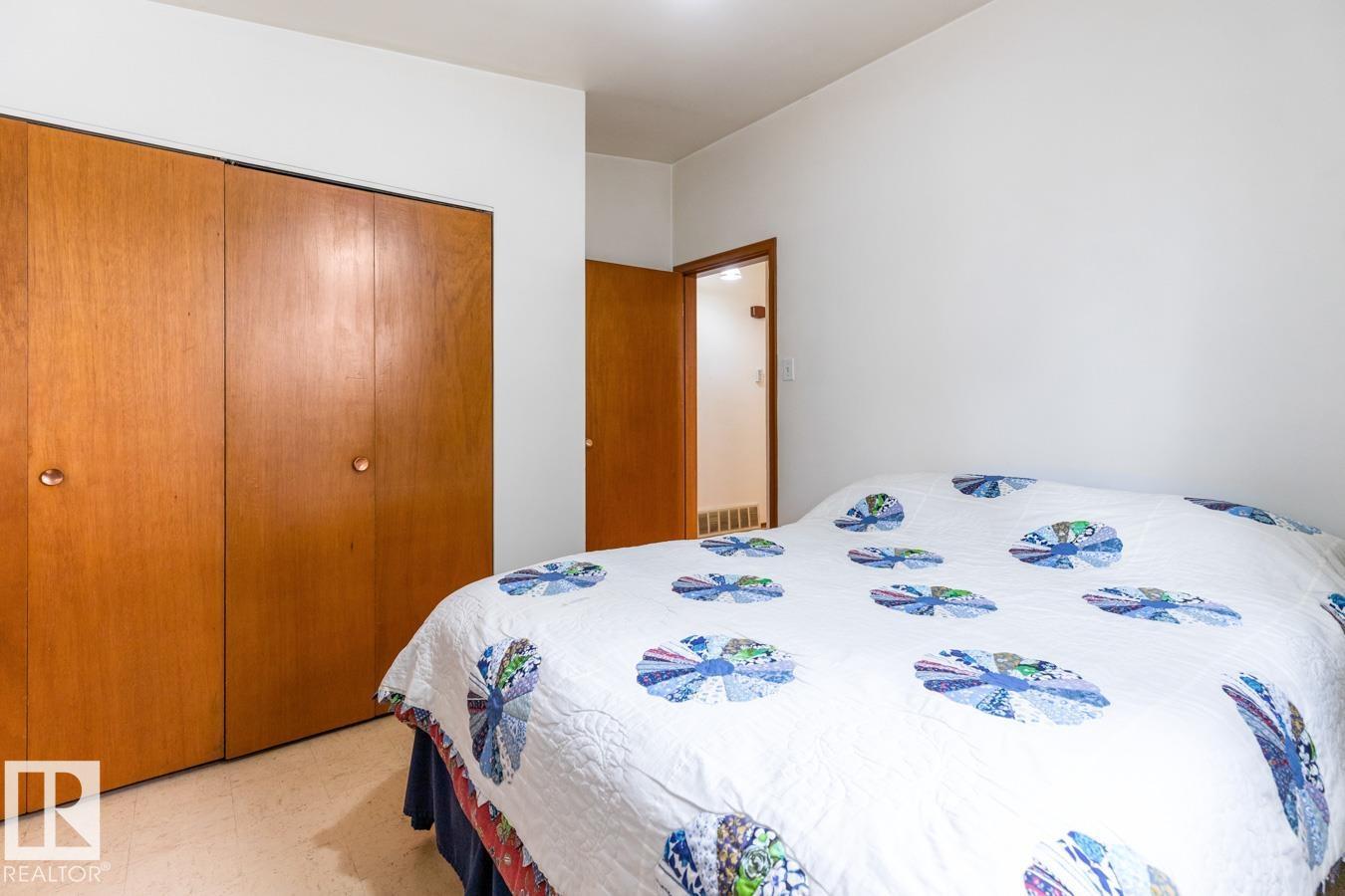 13437 118 ST NW - 21