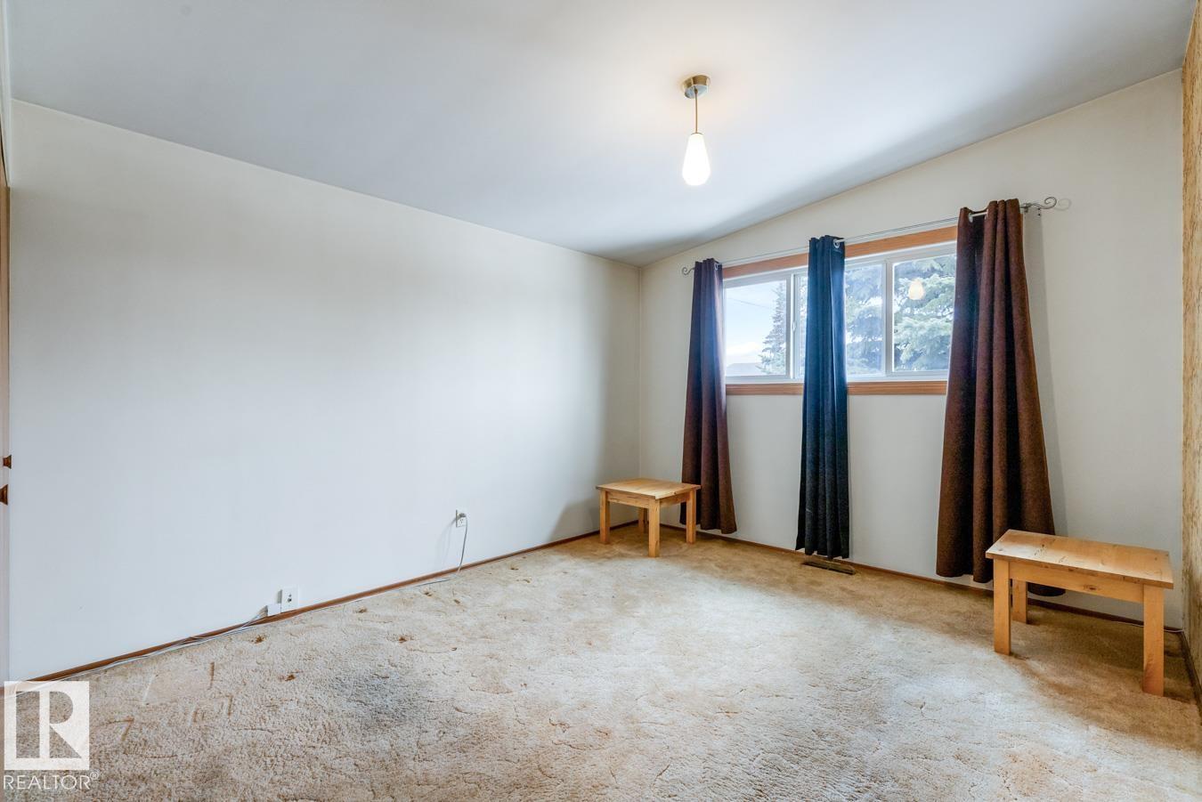 13437 118 ST NW - 22