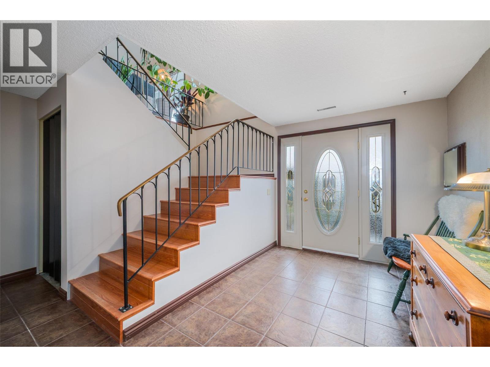  2489 Chieftain Road, West Kelowna