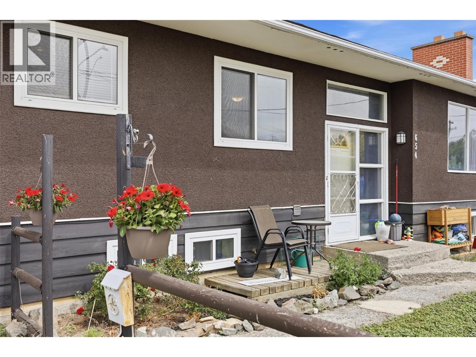 654 Patricia Avenue - 3