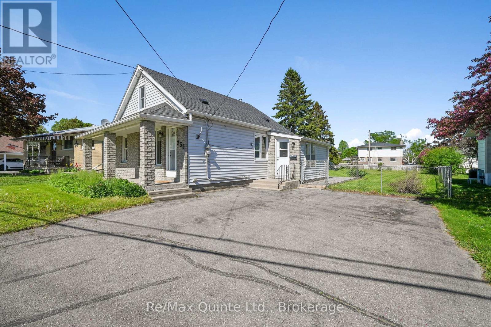 235 BYRON STREET - Image 2