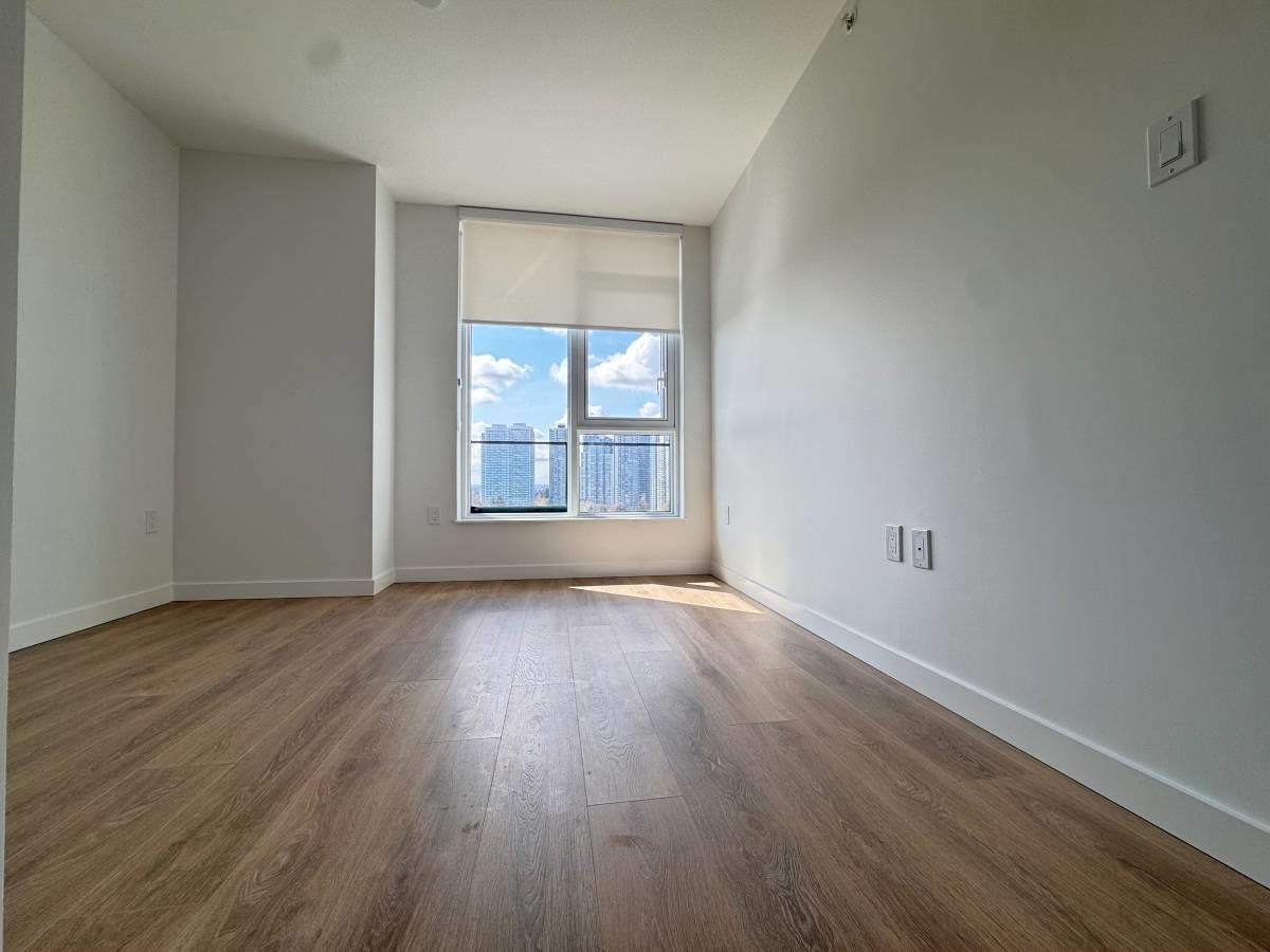 13738 CENTRAL AVENUE, Surrey