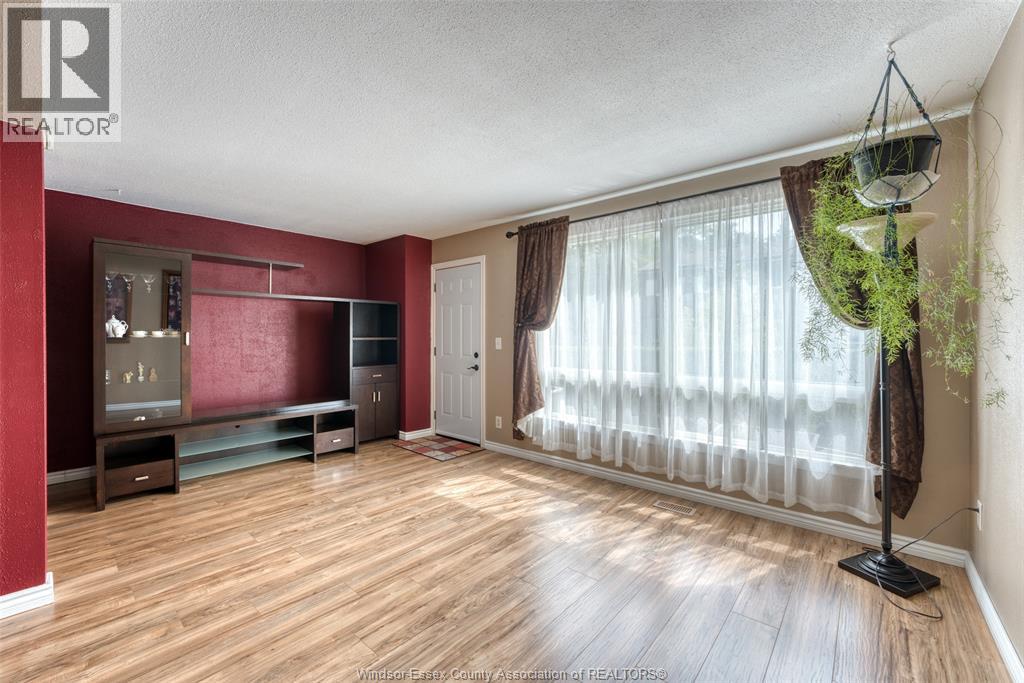5561 EMPRESS Unit# 58, Windsor, Ontario, N8T3B2 — Photo 3