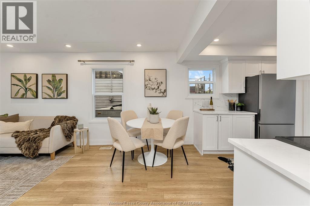 2358 LOUIS AVENUE - 12
