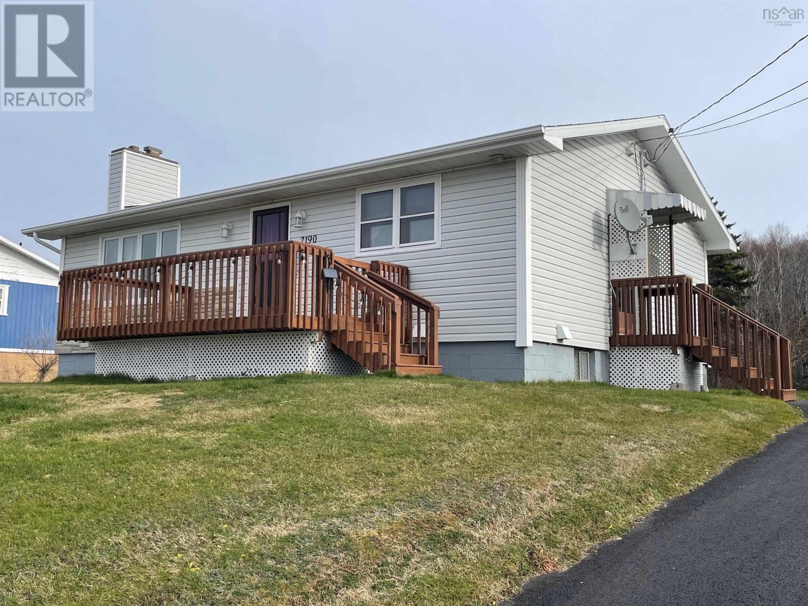 2190 Highway 28 - 11