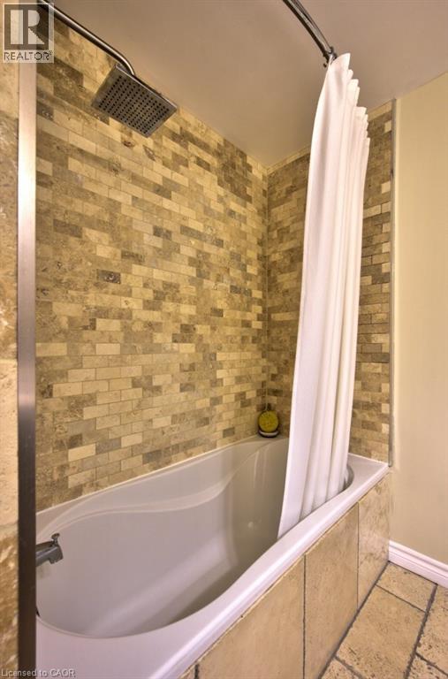 #7C 270 MORRISON Road - 22