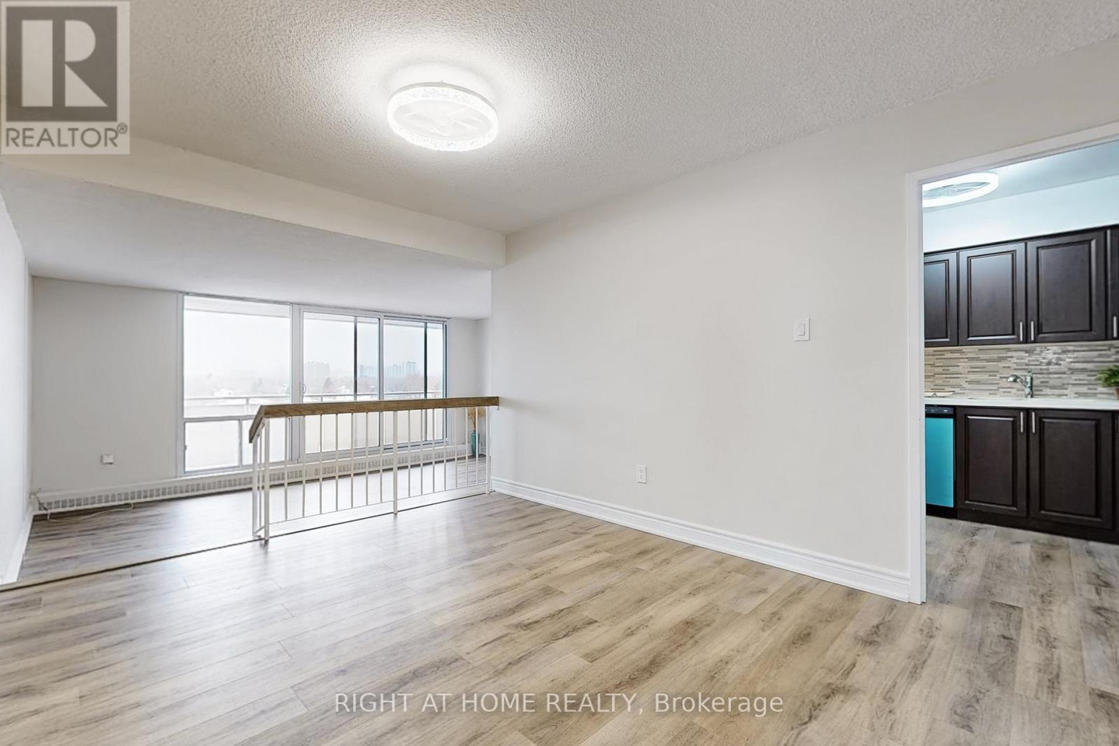 #702 1338 YORK MILLS ROAD - 12